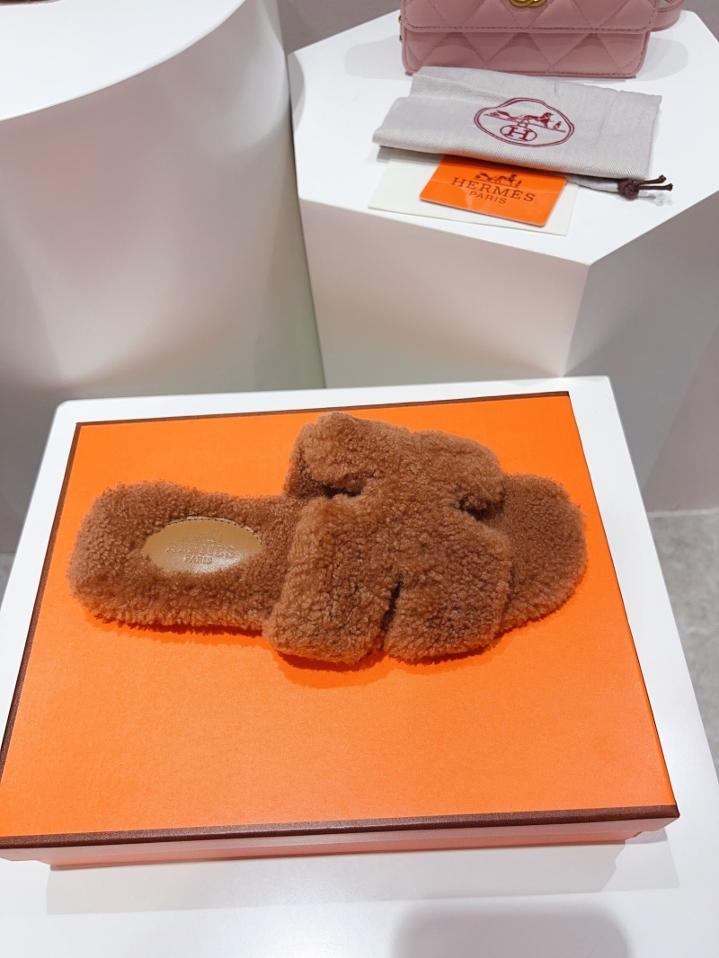 Hermes Slippers